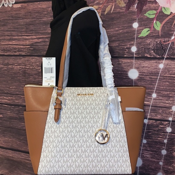 🌺MICHAEL KORS 🌺 CHARLOTTE VANILLA LARGE ZIP TOTE - Picture 2 of 8